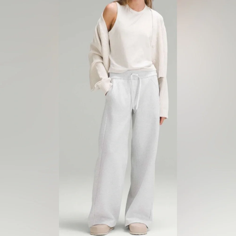 NWOT Lululemon Scuba Mid-Rise Wide-Leg Pant Full Length Heathered Light …